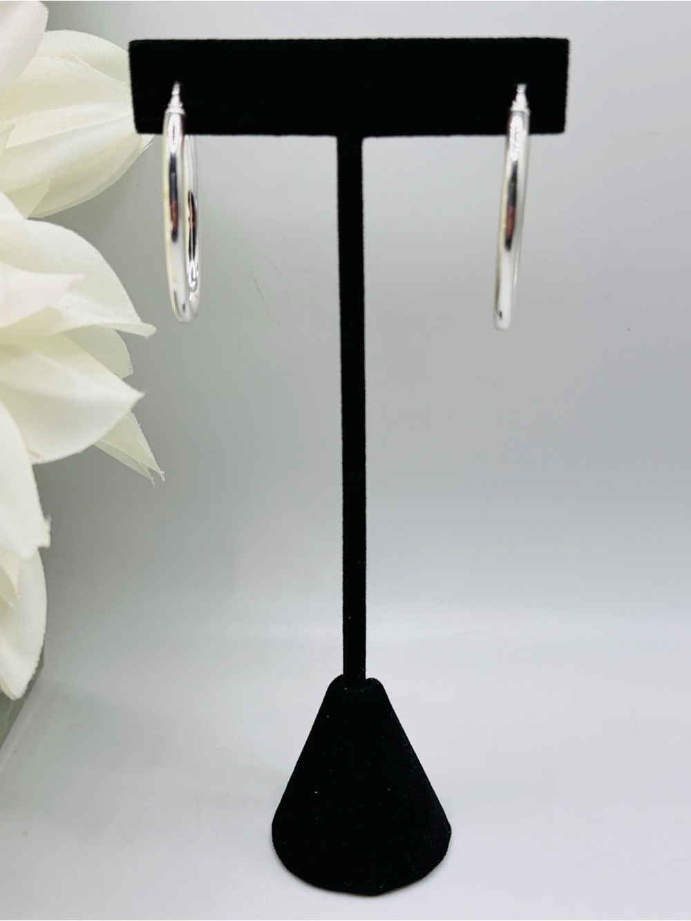 UltraFine Silver 1-1/2" Oval Polished Hoop Earrings